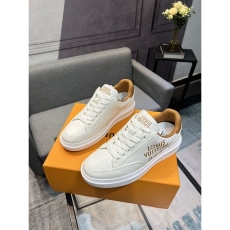 Louis Vuitton Low Shoes